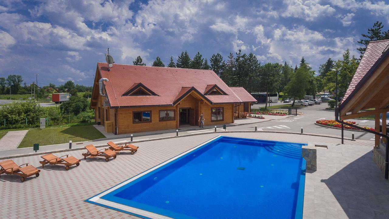 Holiday Park Macola Grabovac  Exteriör bild